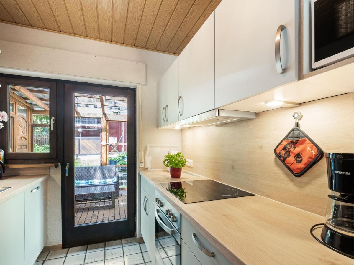 Idyllic Bungalow In Feusdorf With Forest View Oda fotoğraf