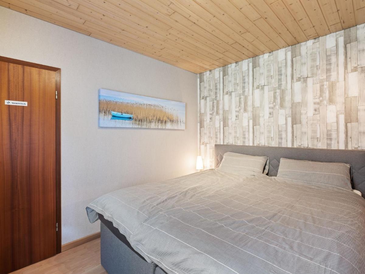 Idyllic Bungalow In Feusdorf With Forest View Oda fotoğraf